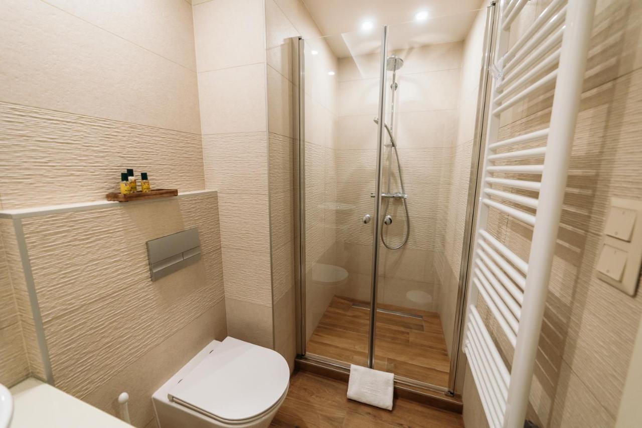 Labashaz Debrecen Bed & Breakfast Eksteriør bilde
