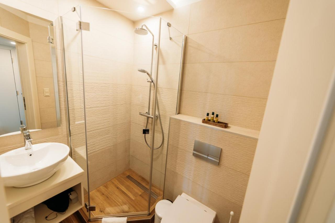 Labashaz Debrecen Bed & Breakfast Eksteriør bilde
